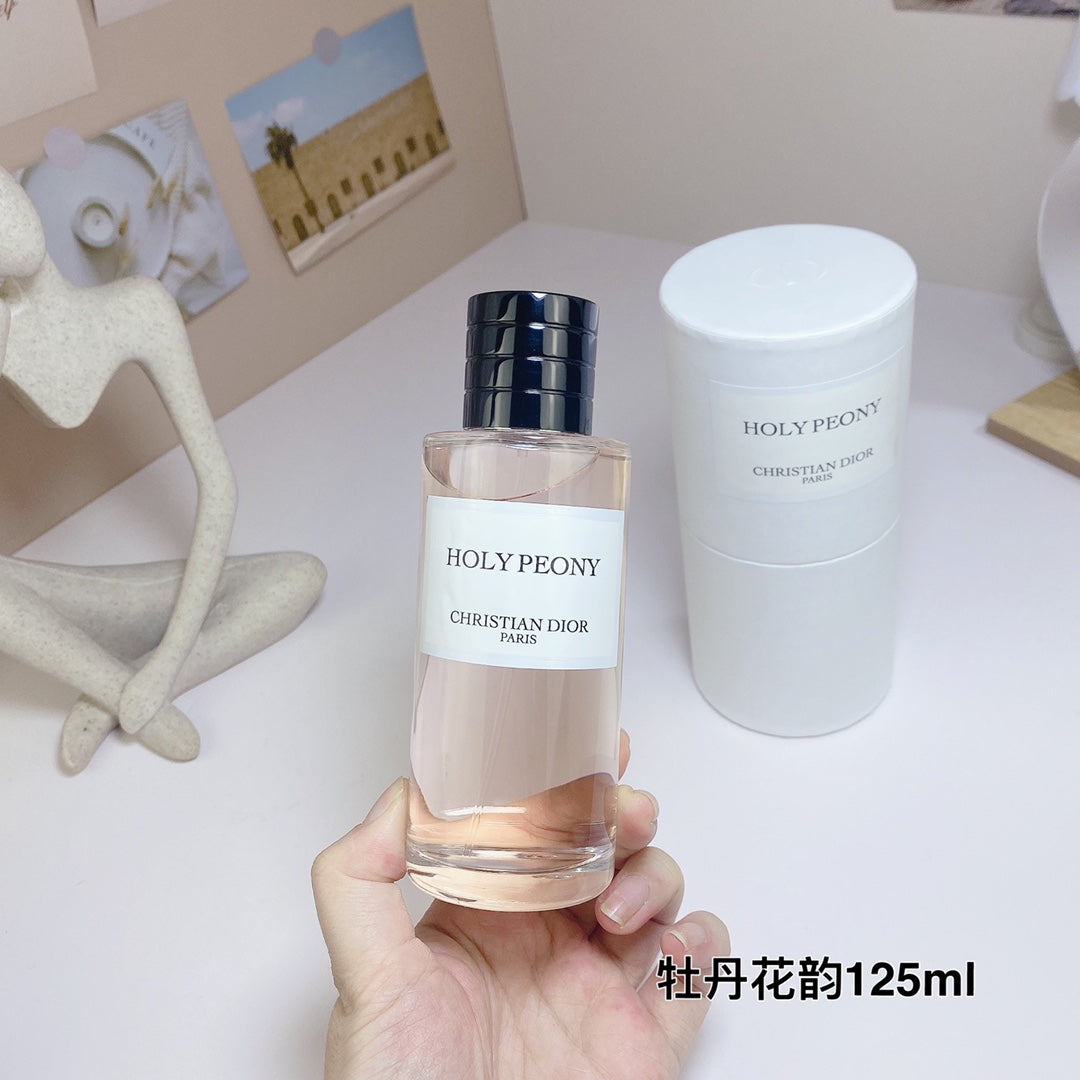 Peony fragrance women's perfume amber