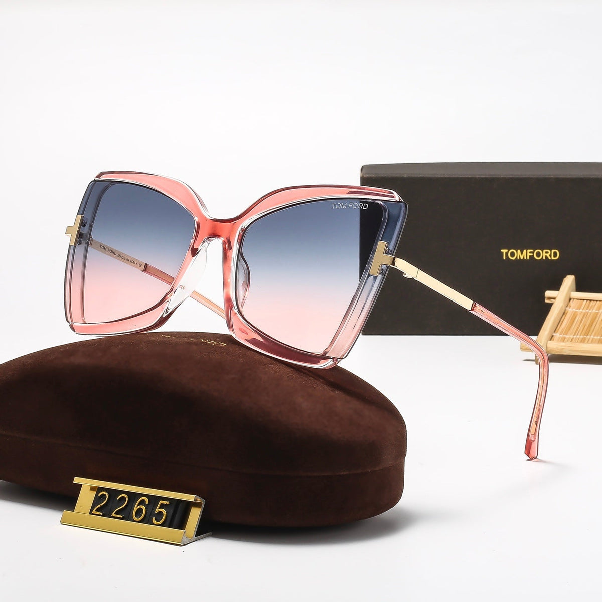 Fashion Eyewear: Elevate Your Style with Exquisite Craftsmanship-553