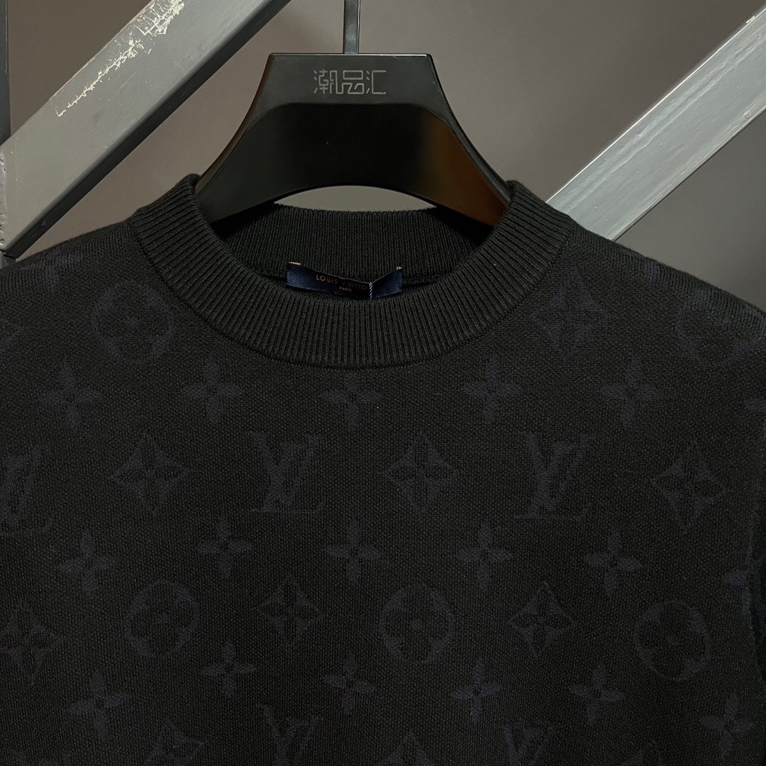 Classic Fashion Sweater-1002