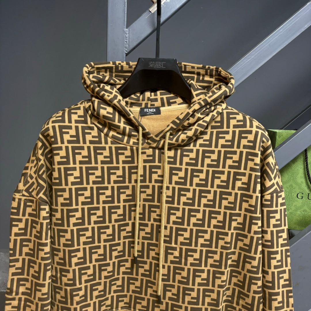 Classic Fit Hoodie-1007