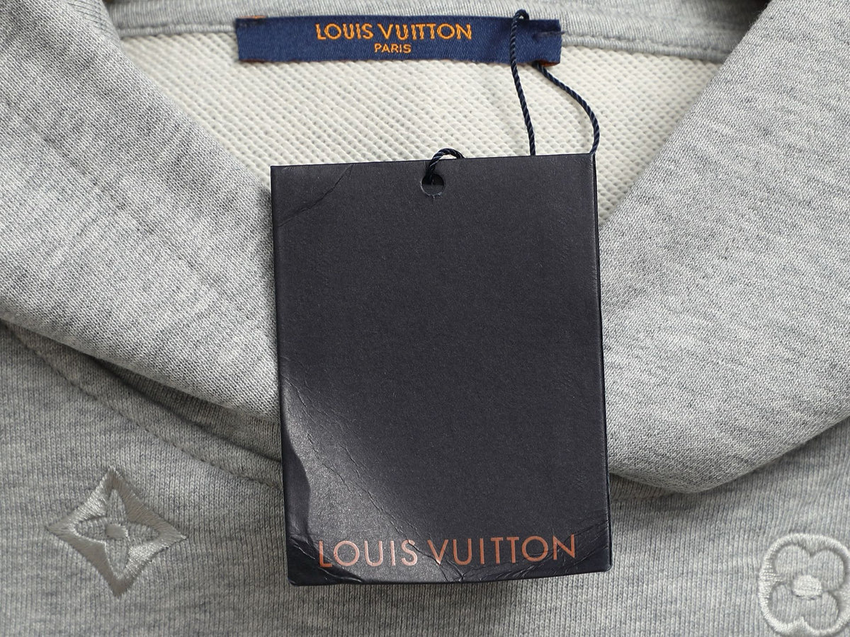 Classic Fit Hoodie-1011