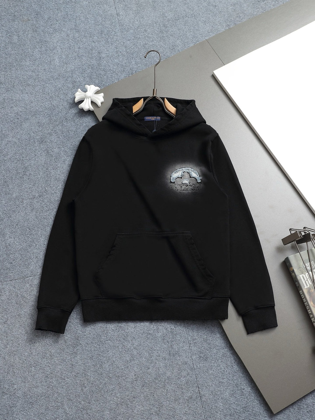 Classic Fit Hoodie-1017