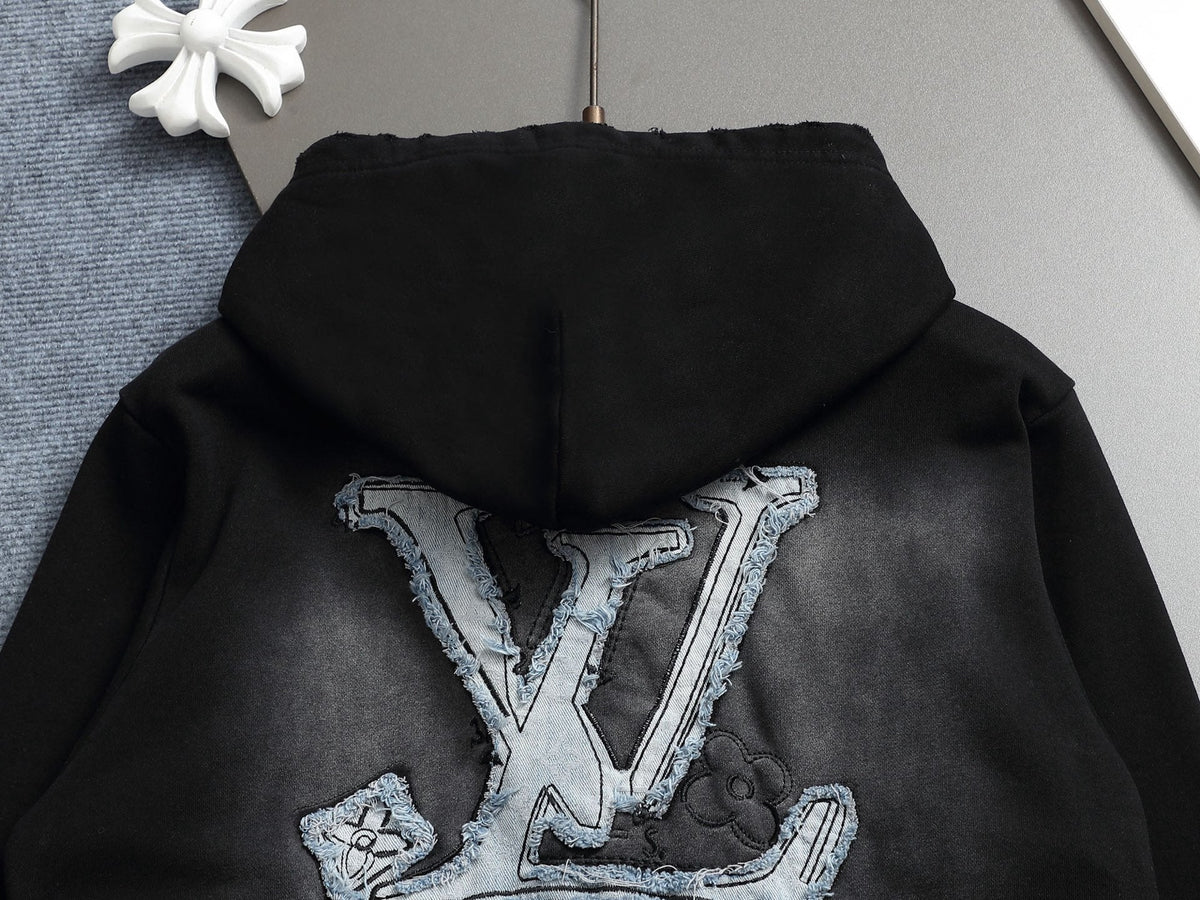 Classic Fit Hoodie-1017