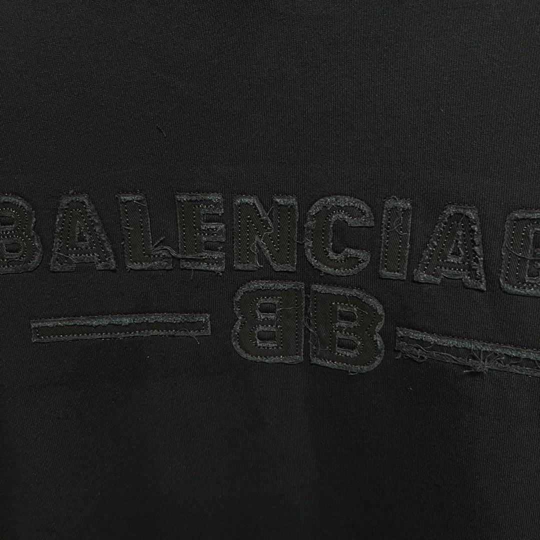 Classic Fit Hoodie-1020