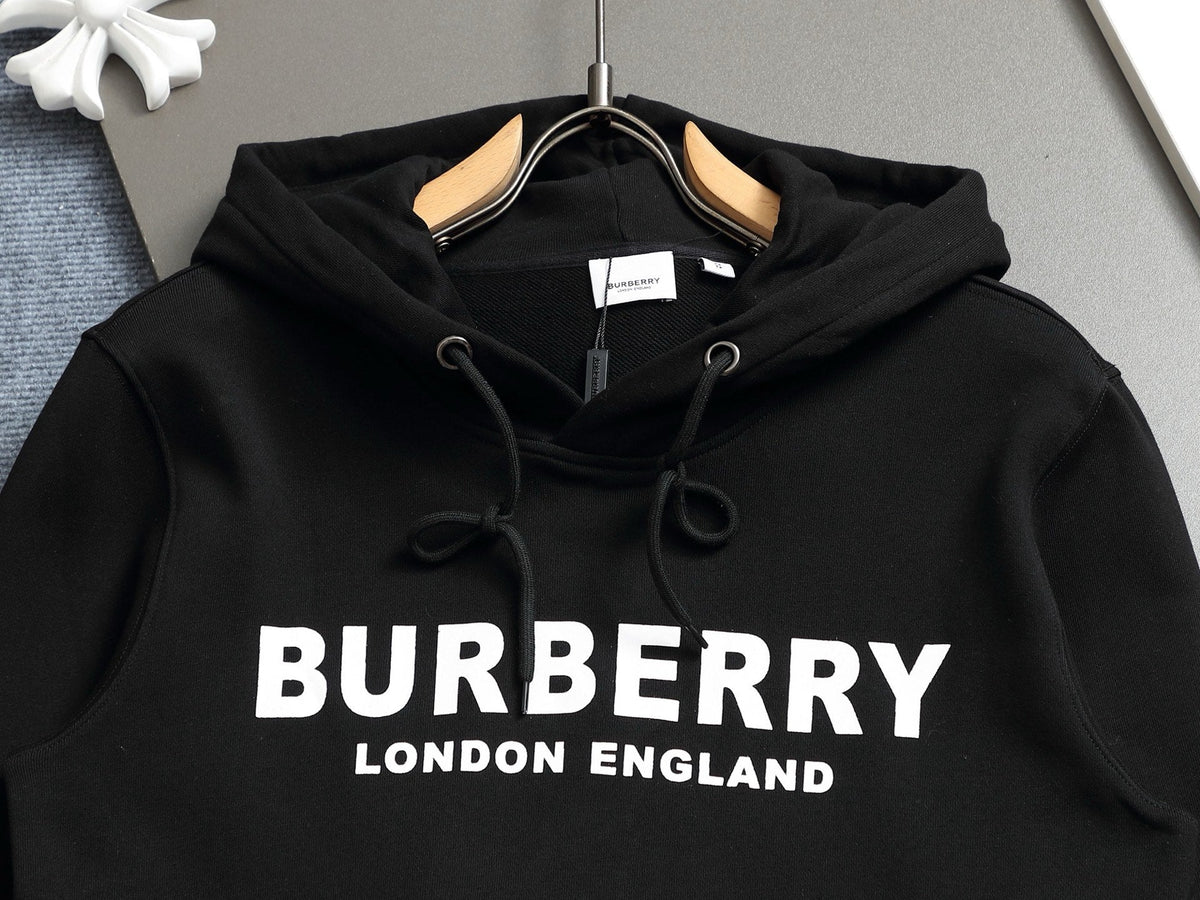 Classic Fit Hoodie-1024