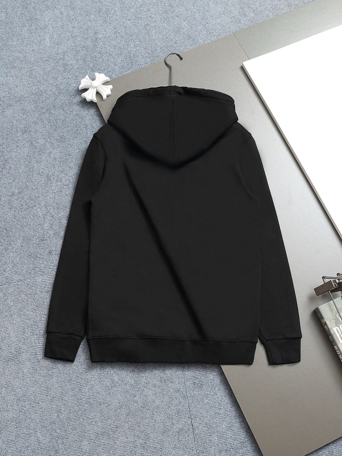 Classic Fit Hoodie-1025