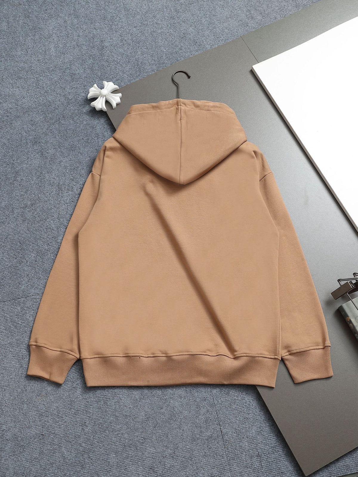 Classic Fit Hoodie-1029