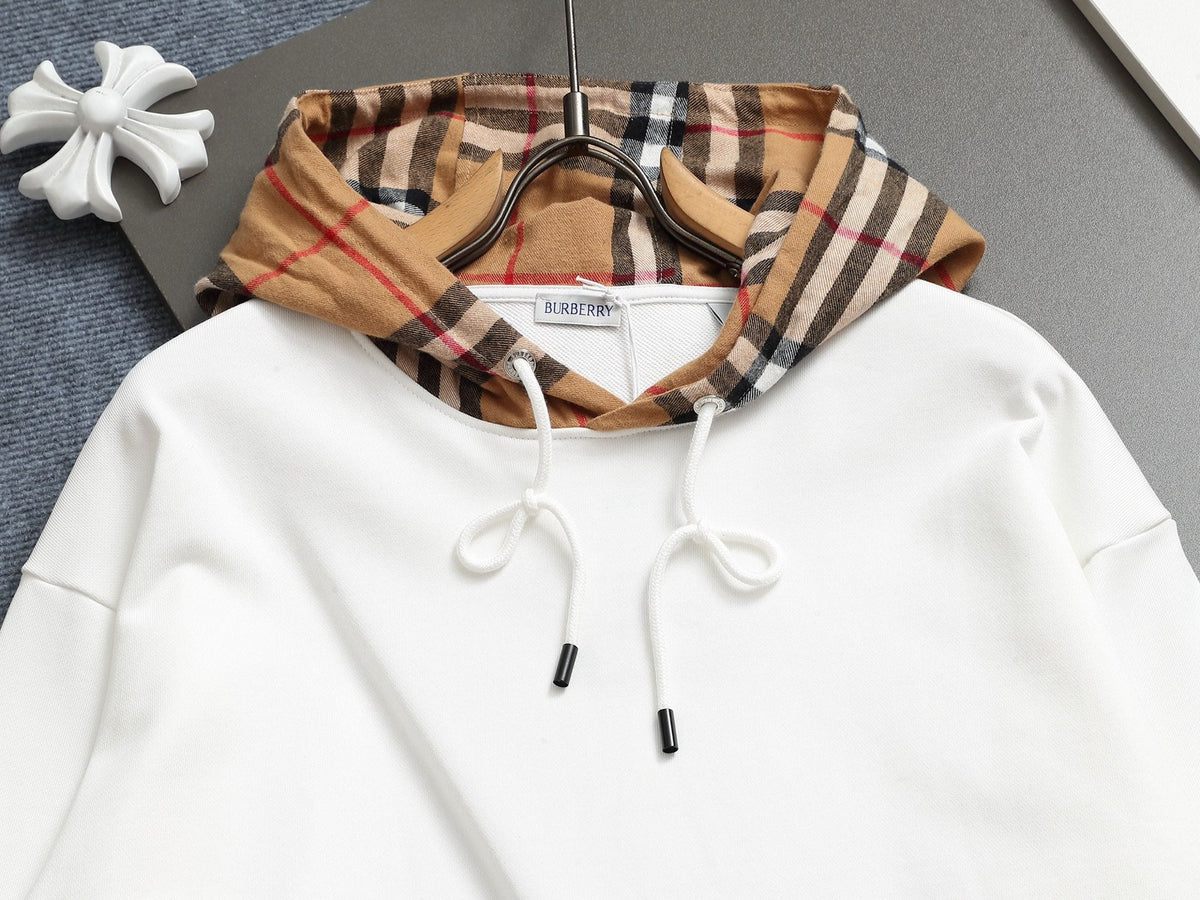 Classic Fit Hoodie-1030