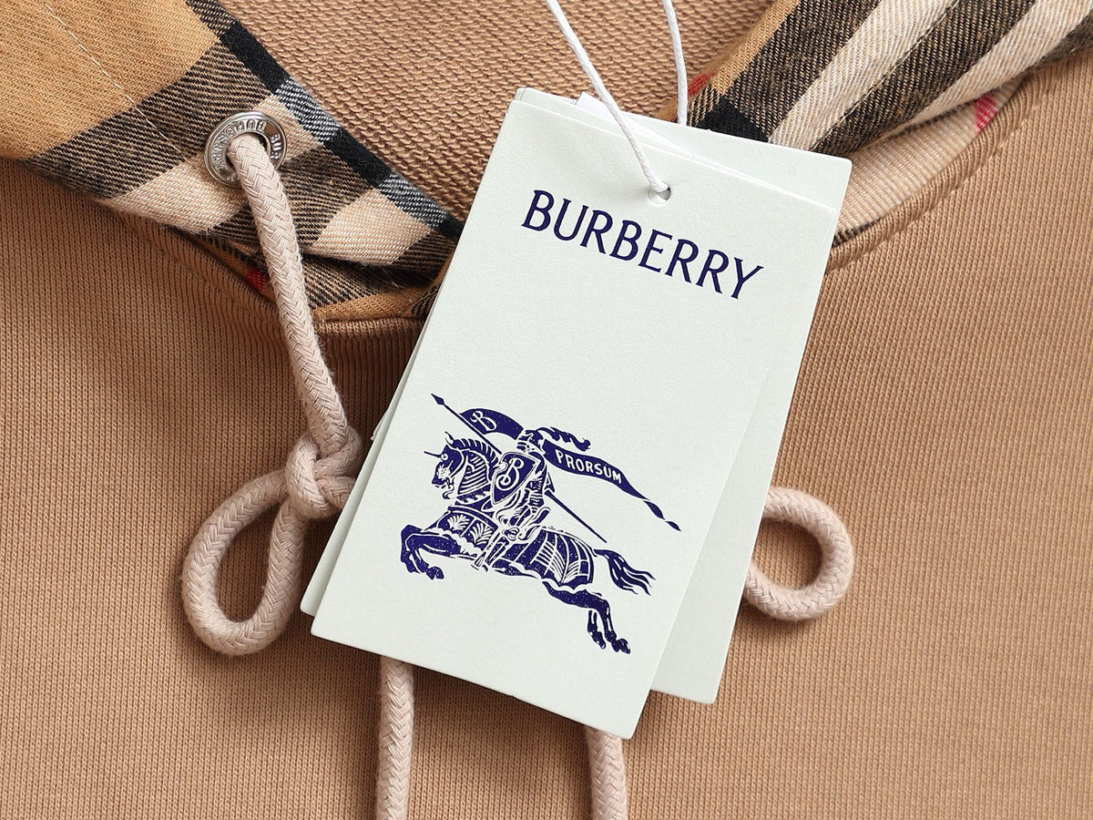 Classic Fit Hoodie-1030