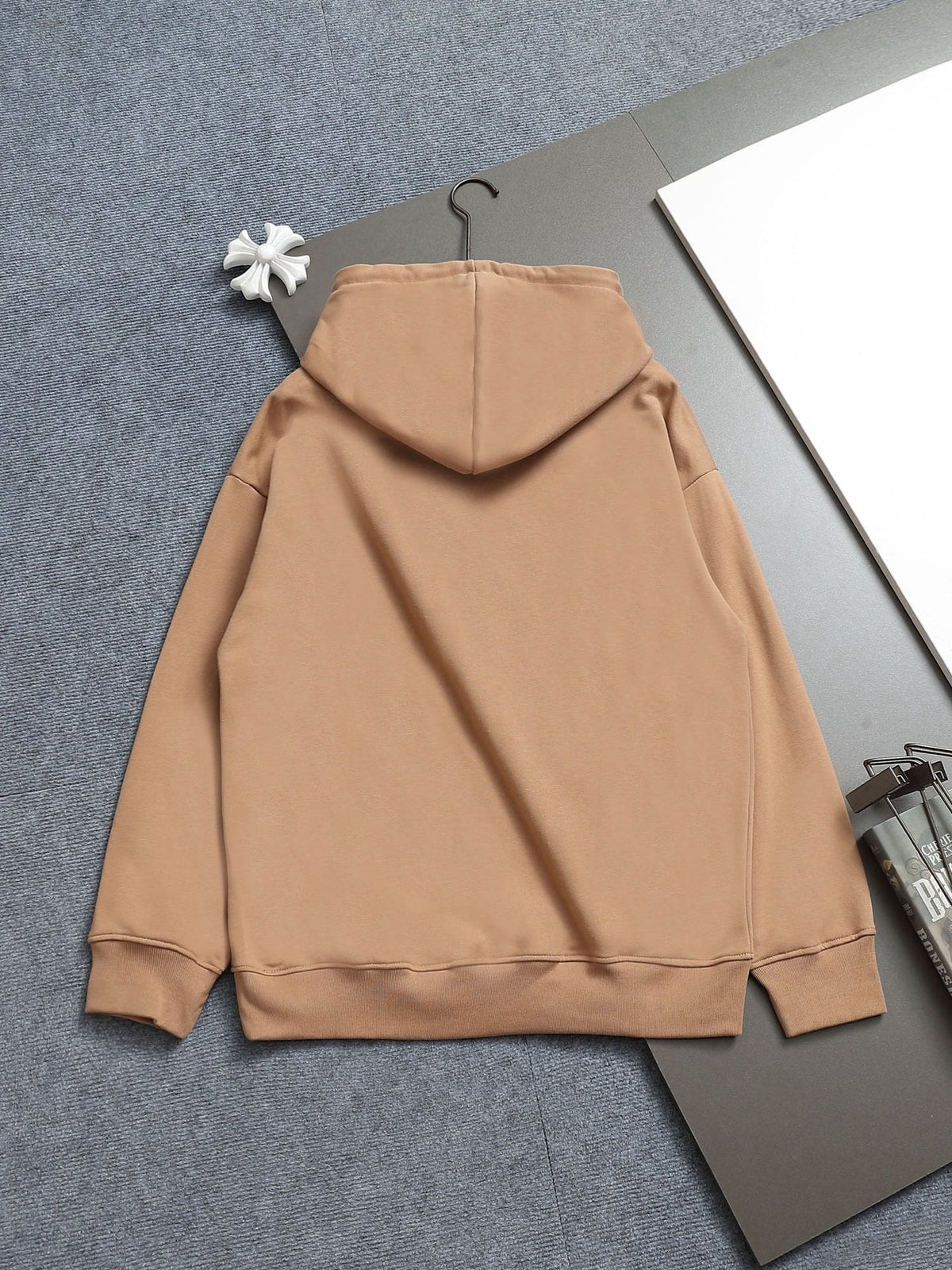 Classic Fit Hoodie-1031