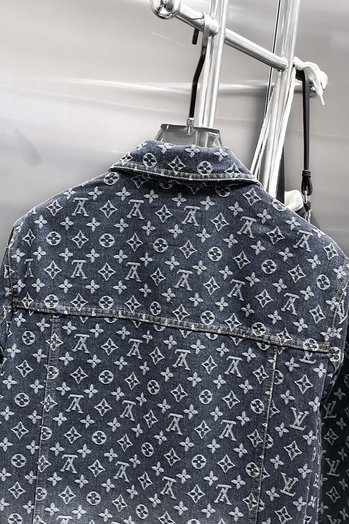 Chic Comfort Jacket-1017