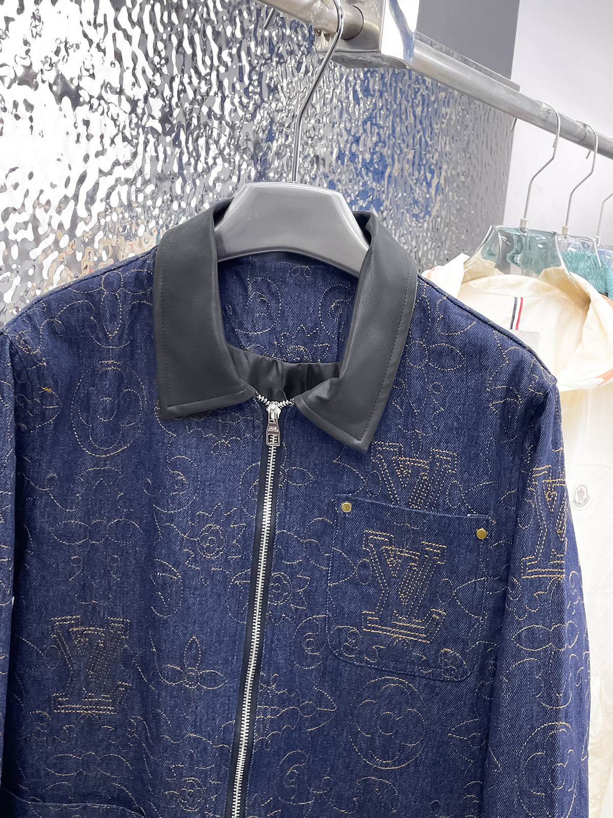 Chic Comfort Jacket-1018