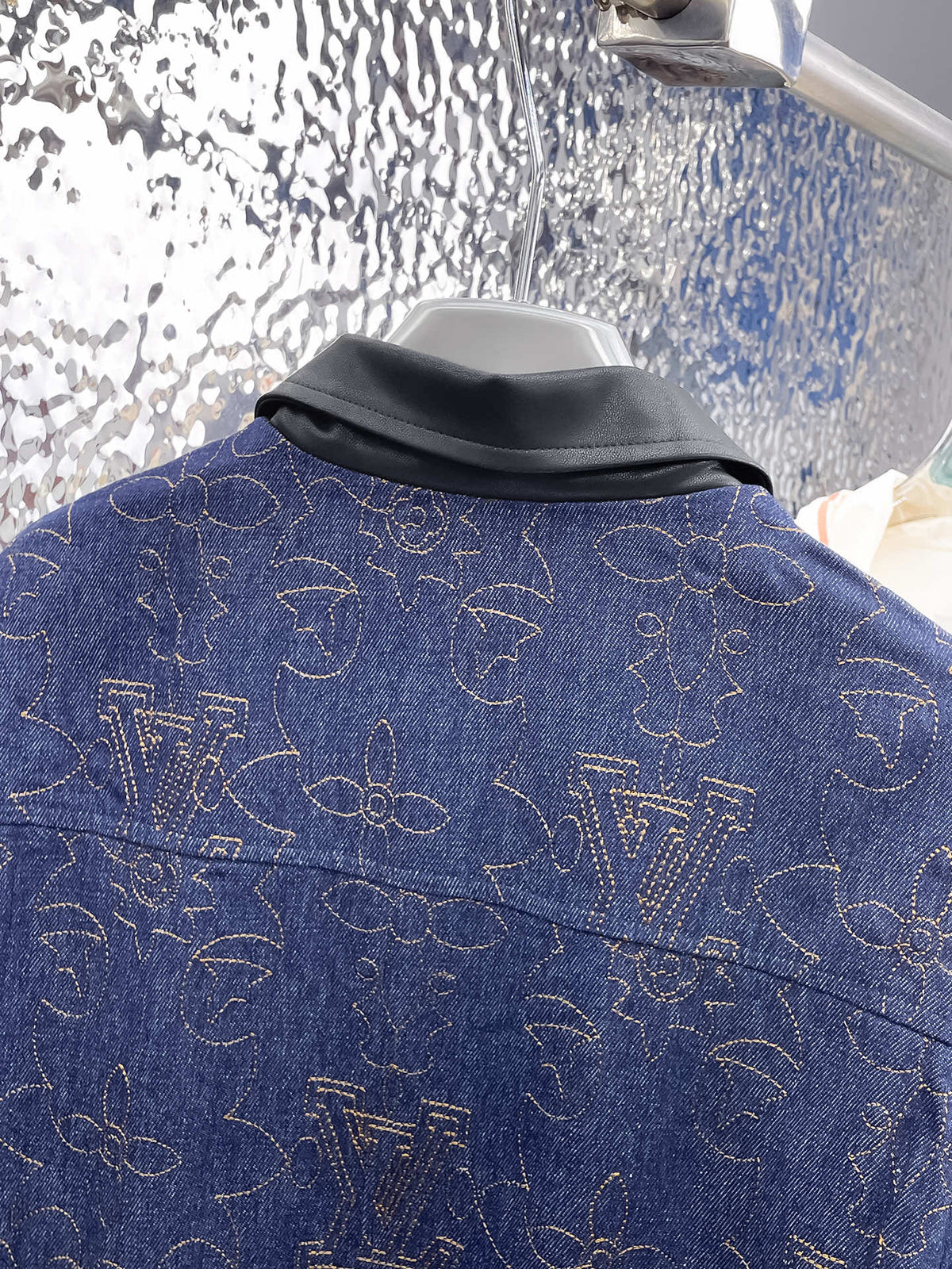 Chic Comfort Jacket-1018