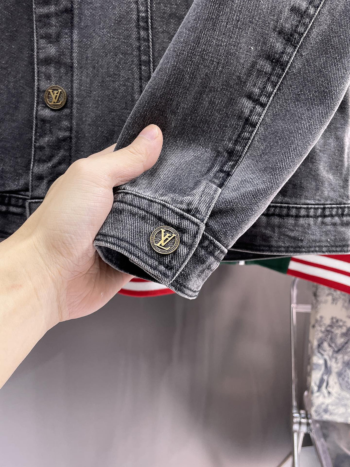 Chic Comfort Jacket-1026