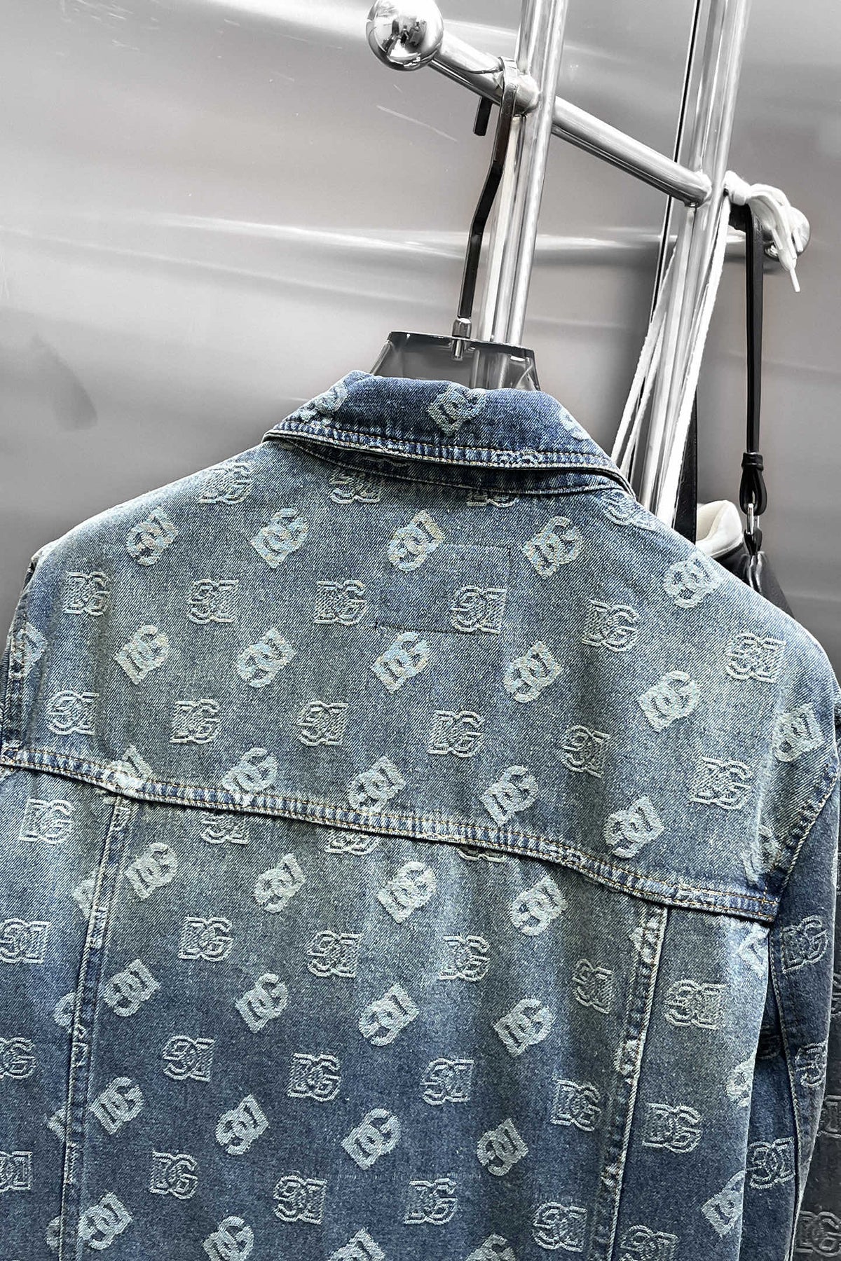 Chic Comfort Jacket-1038