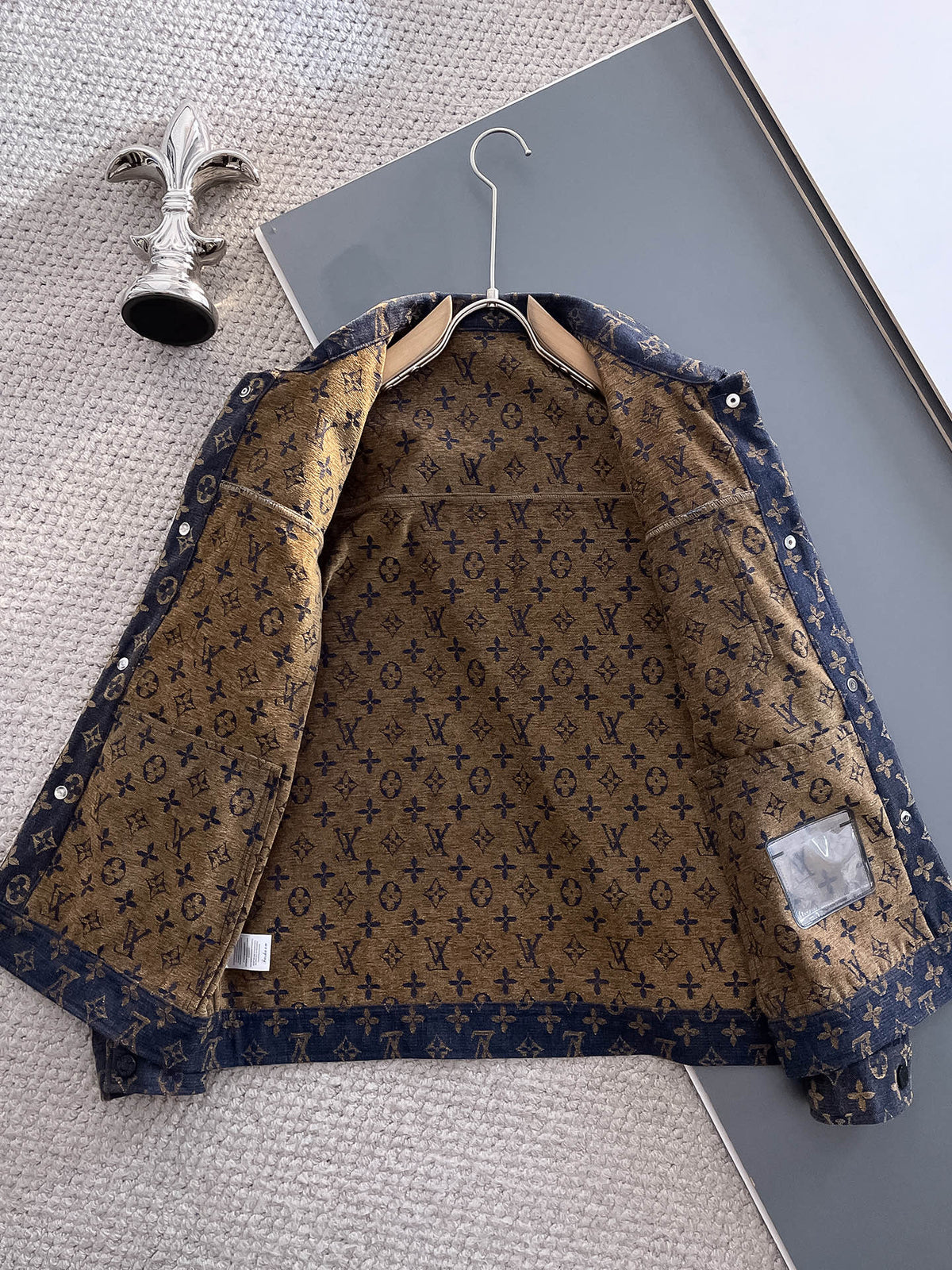 Chic Comfort Jacket-1044