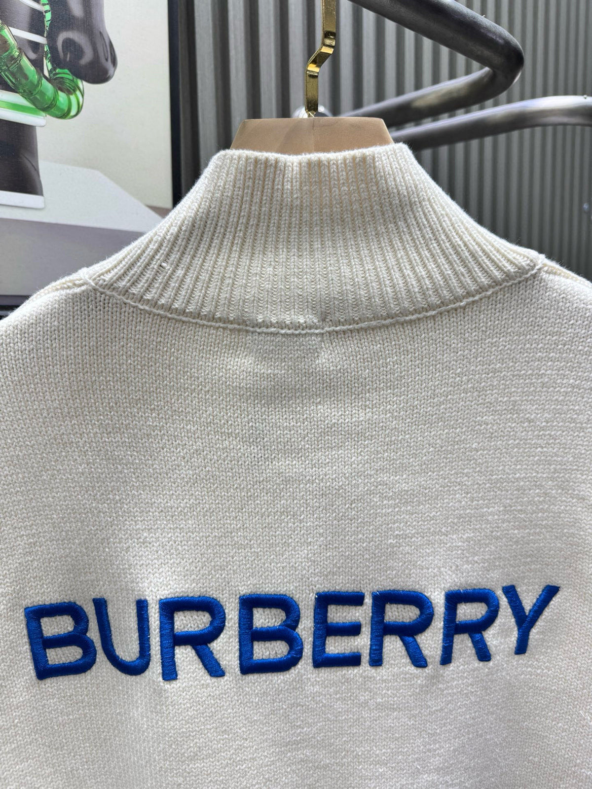 Classic Fashion Sweater-1086