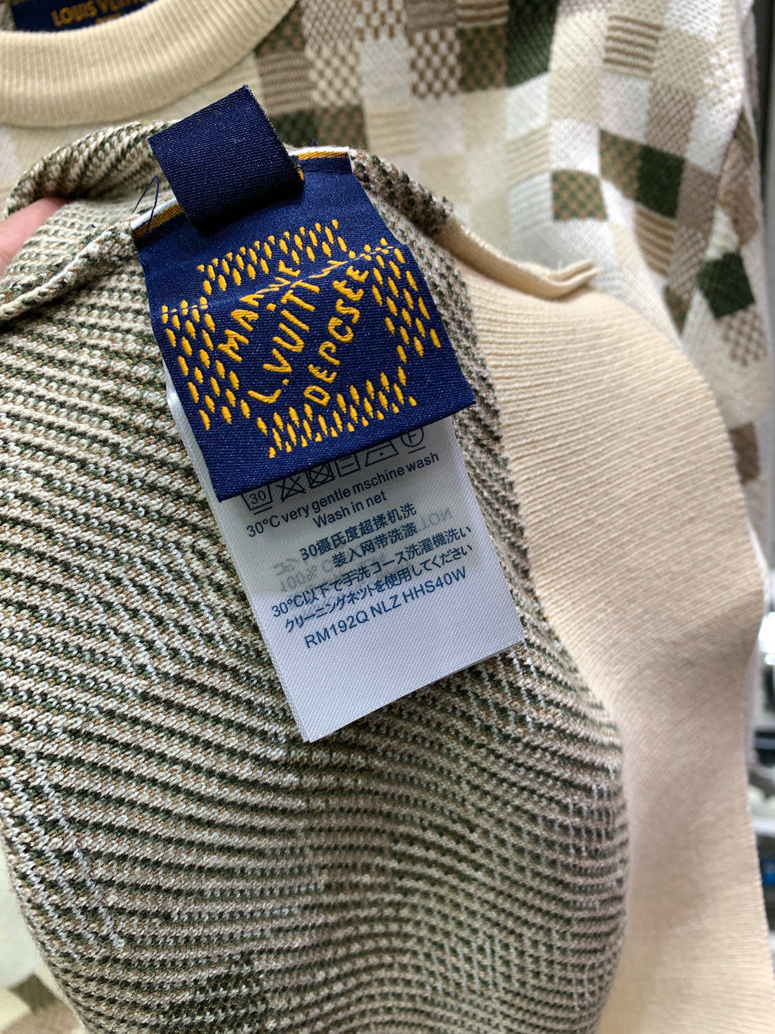 Classic Fashion Sweater-1088