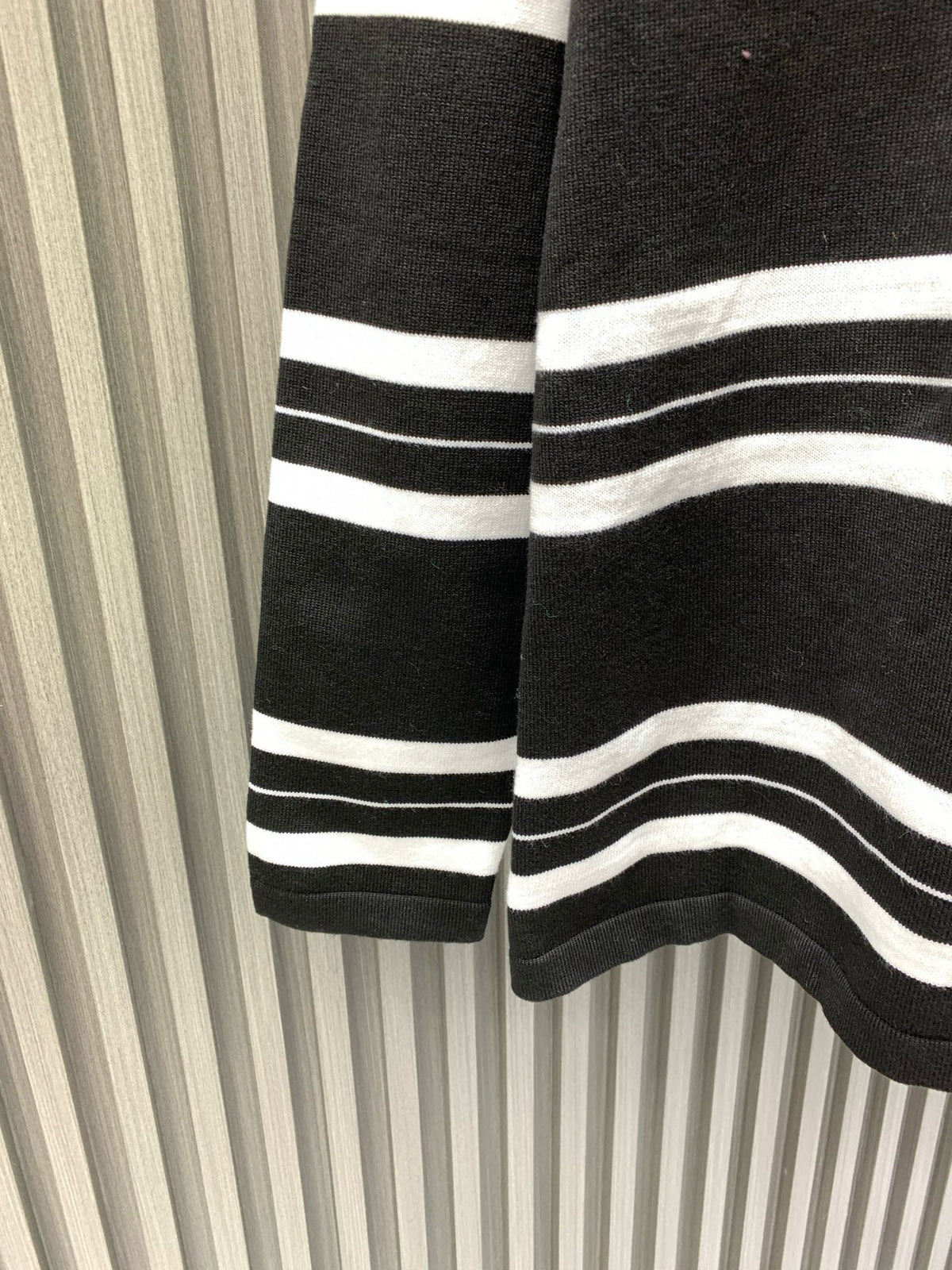 Classic Fashion Sweater-1093