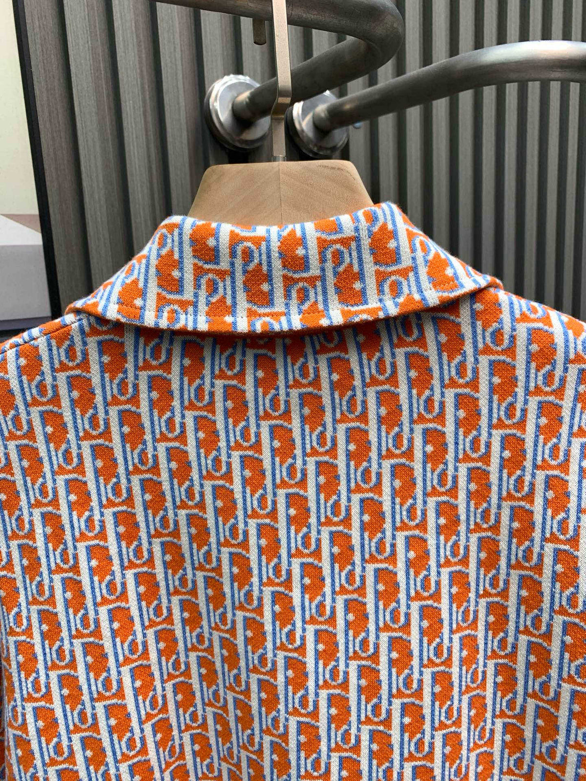 Classic Fashion Sweater-1096