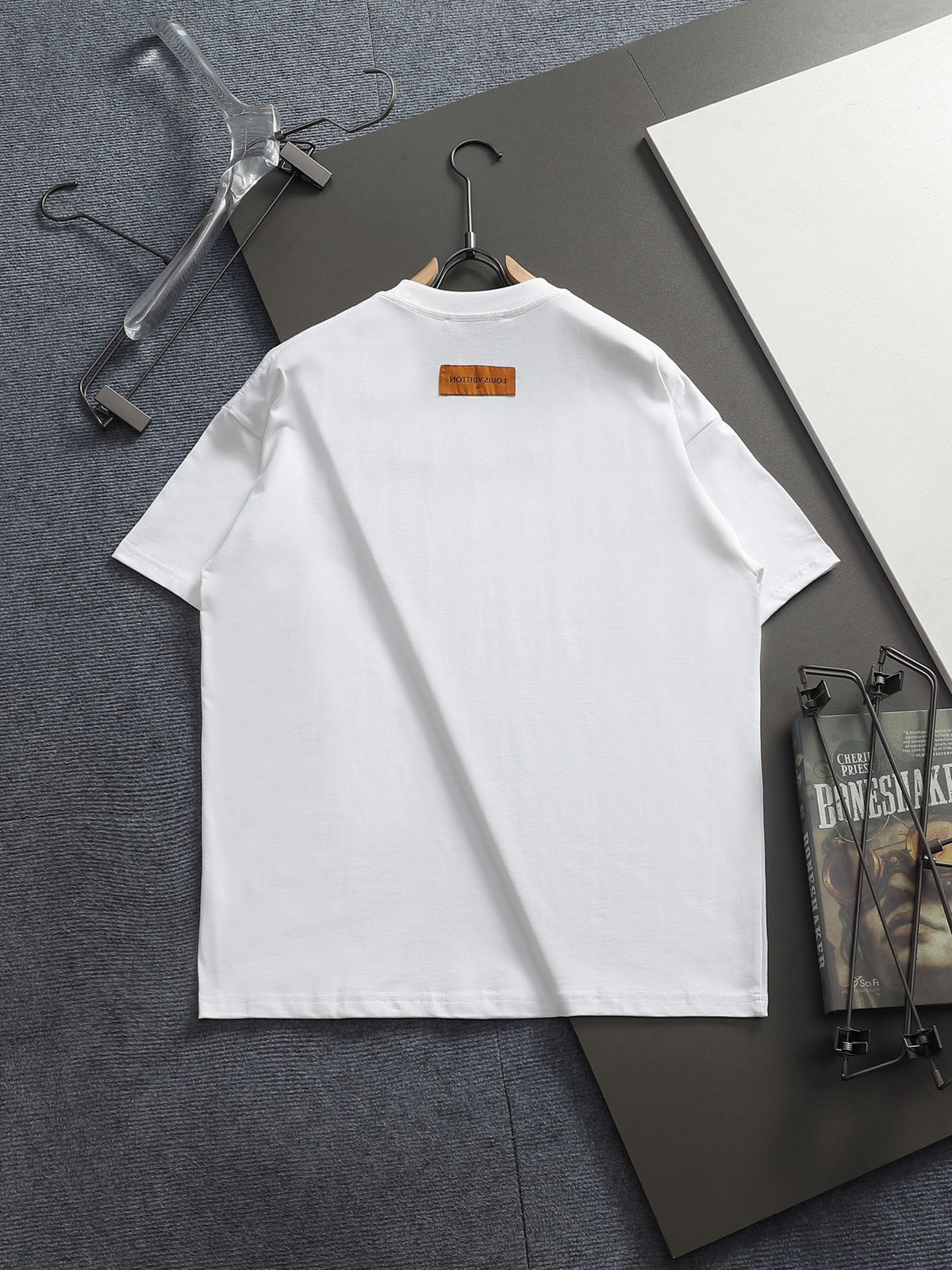 Classic T-shirt-240