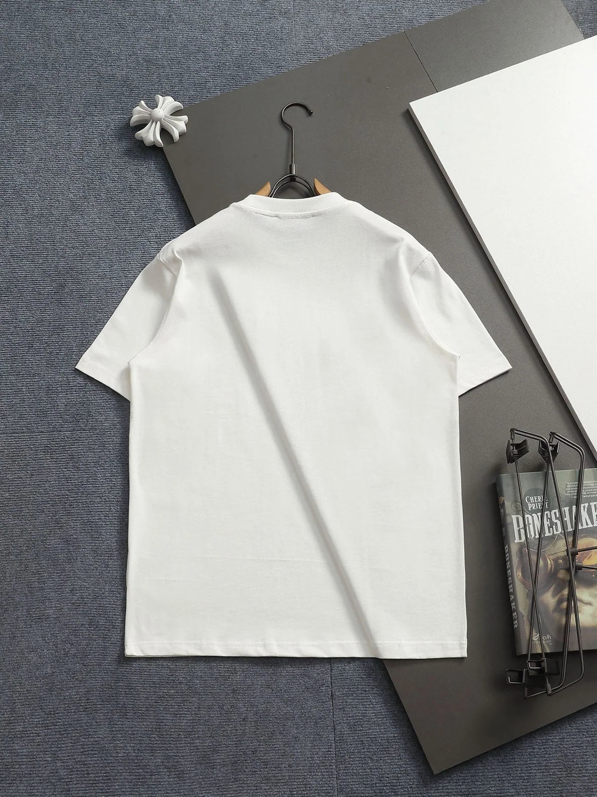 Classic T-shirt-999