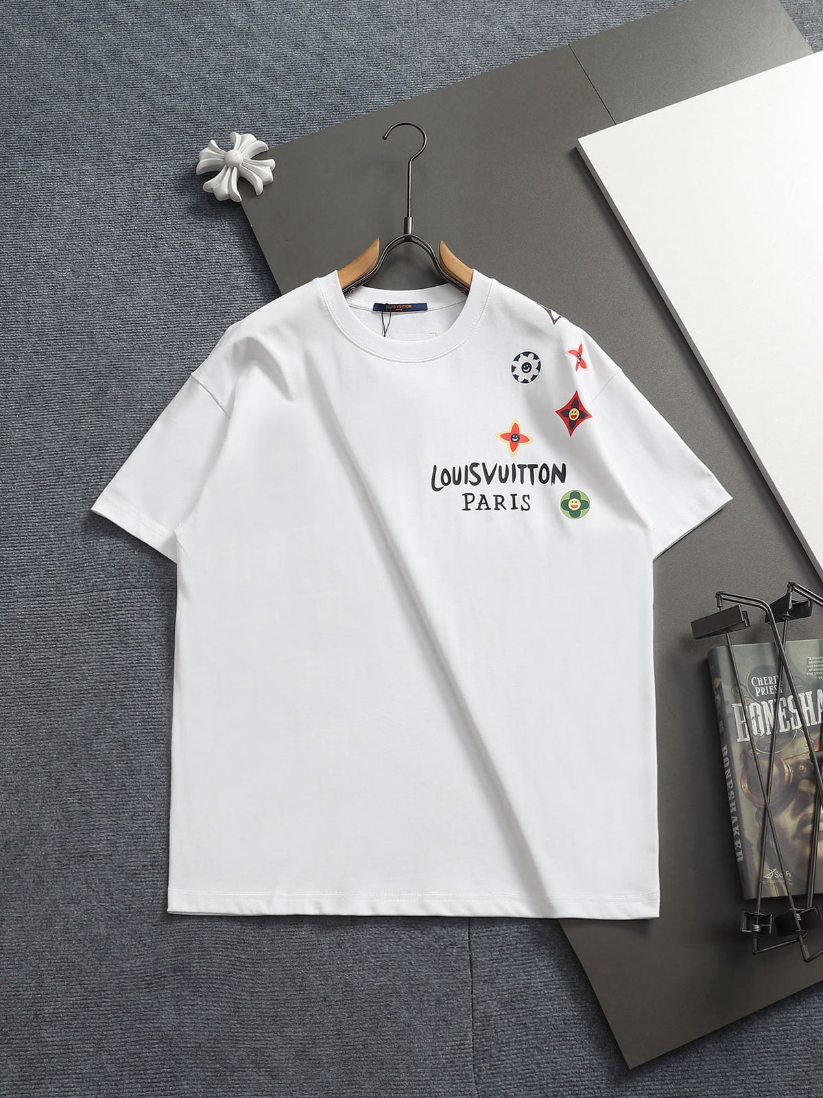 Classic T-shirt-325