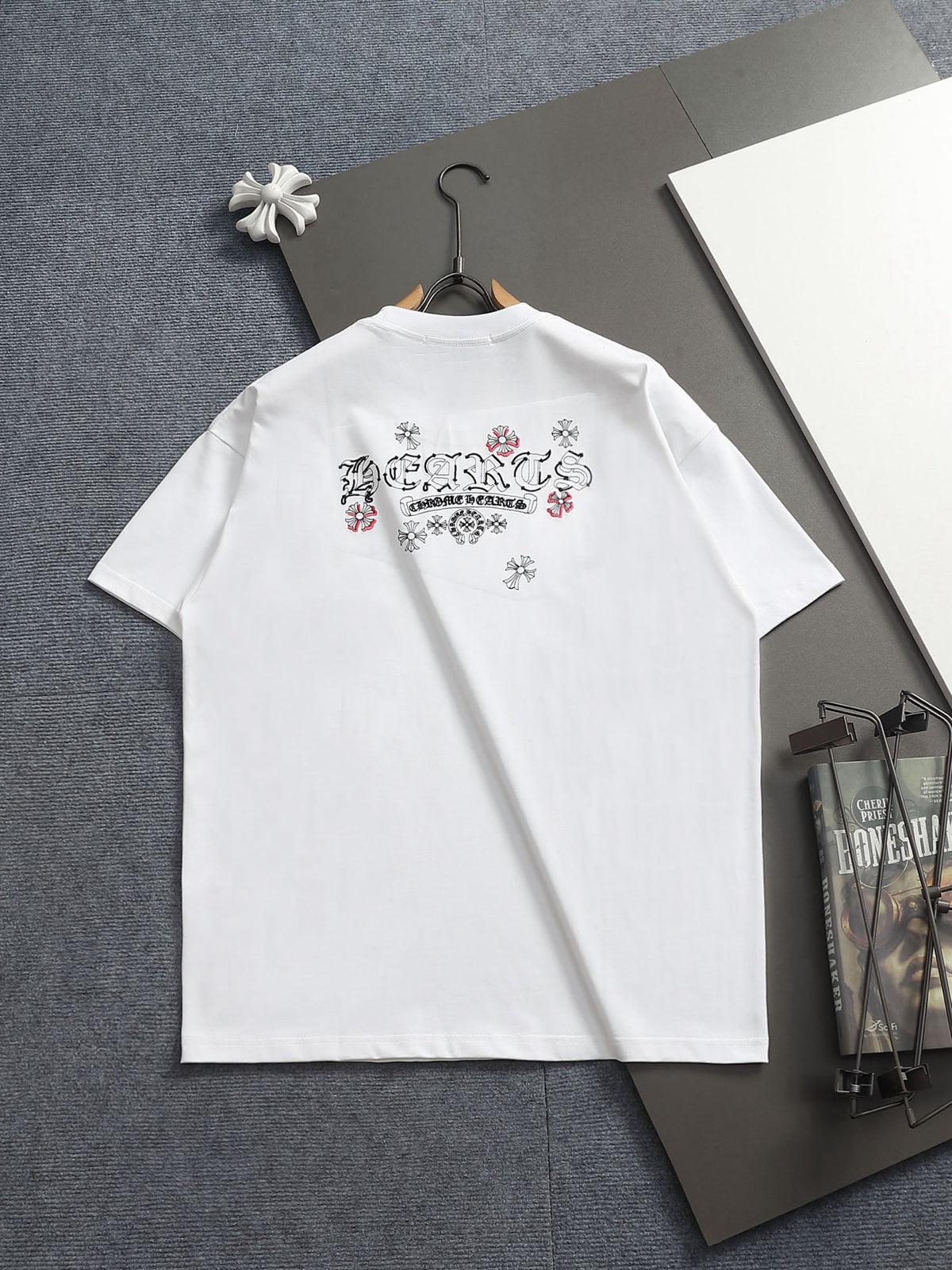 Classic T-shirt-395