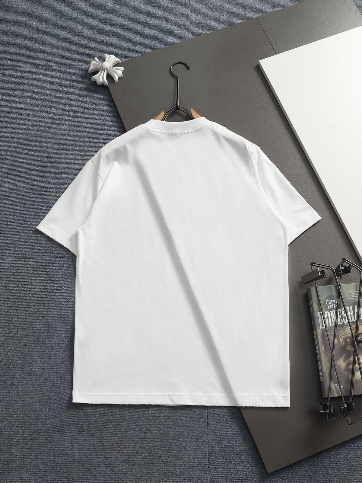 Classic T-shirt-333