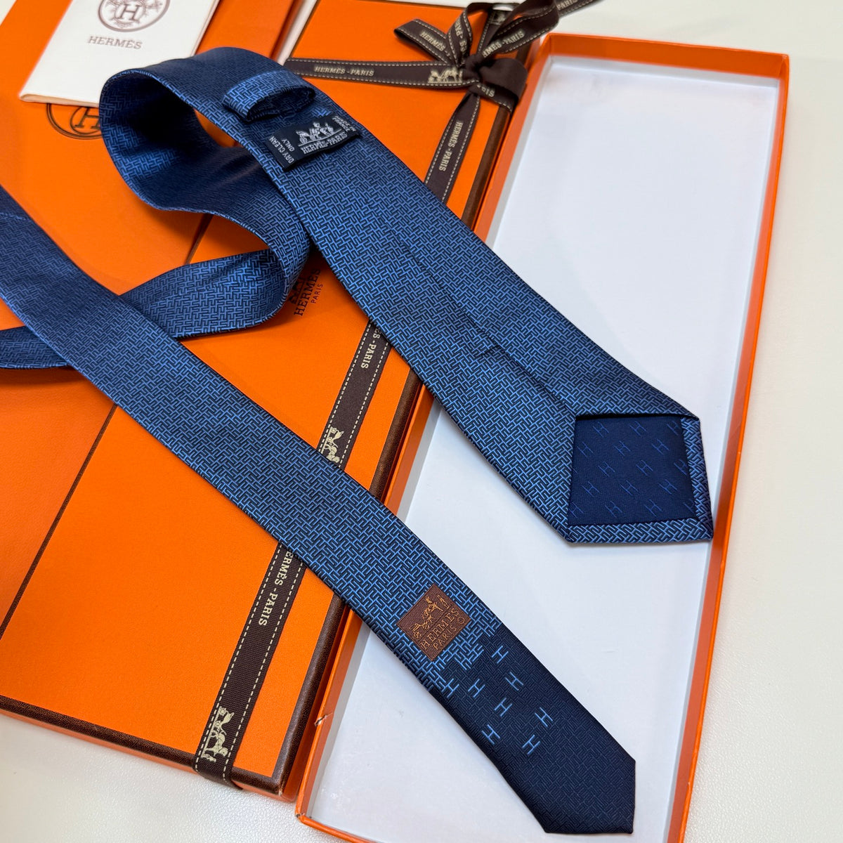 Handcrafted Jacquard Tie-54