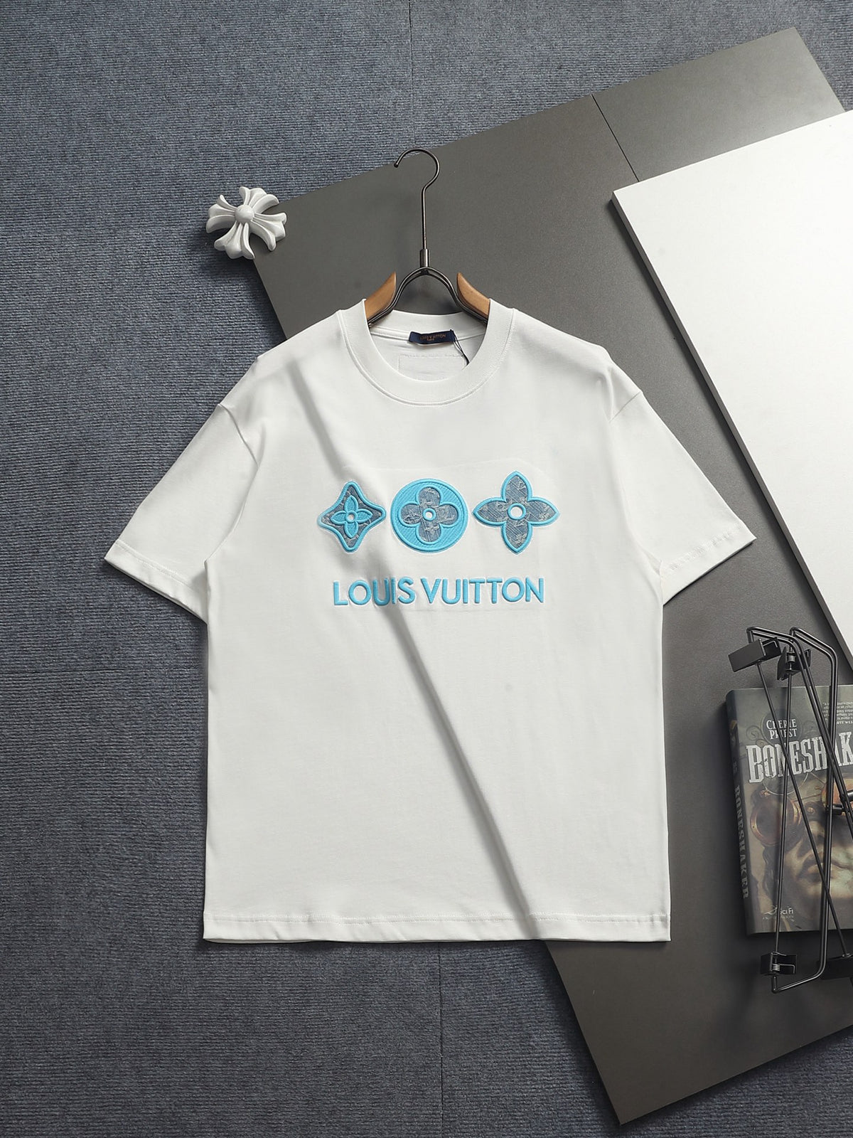 Classic T-shirt-496