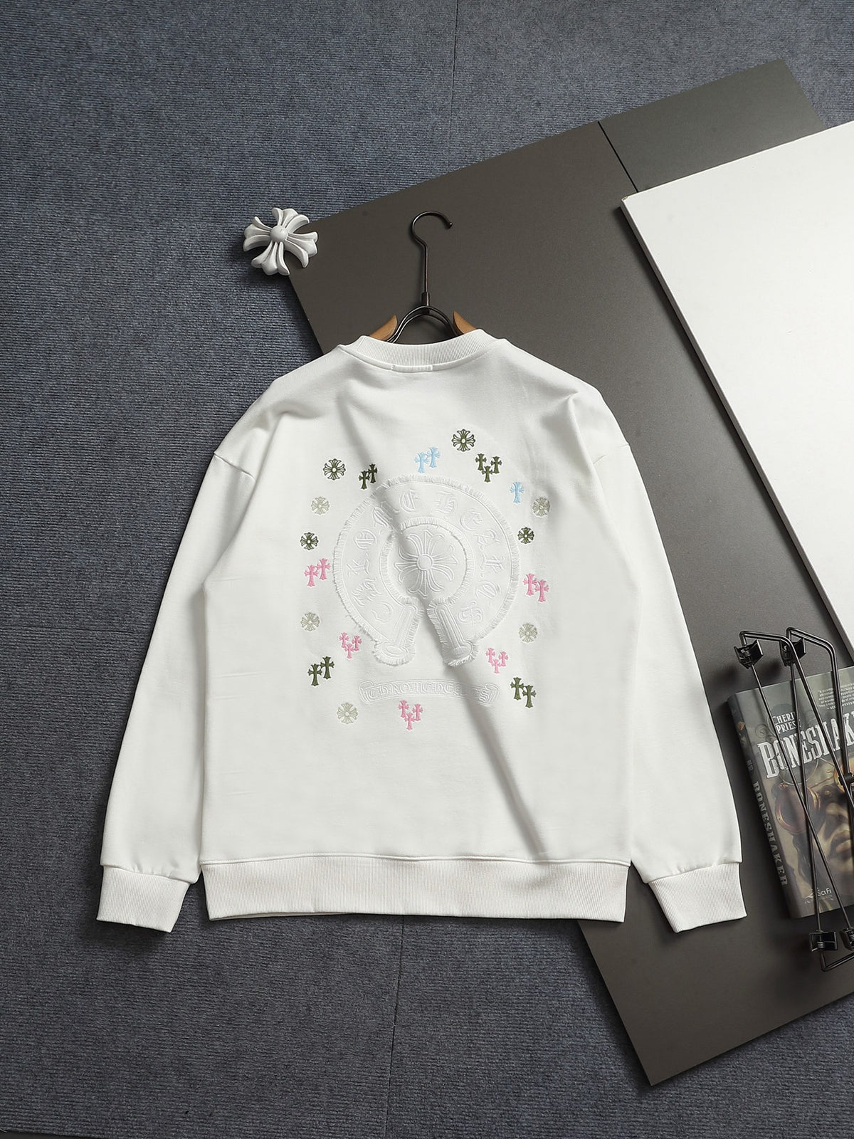 Classic Fashion Sweater-1175