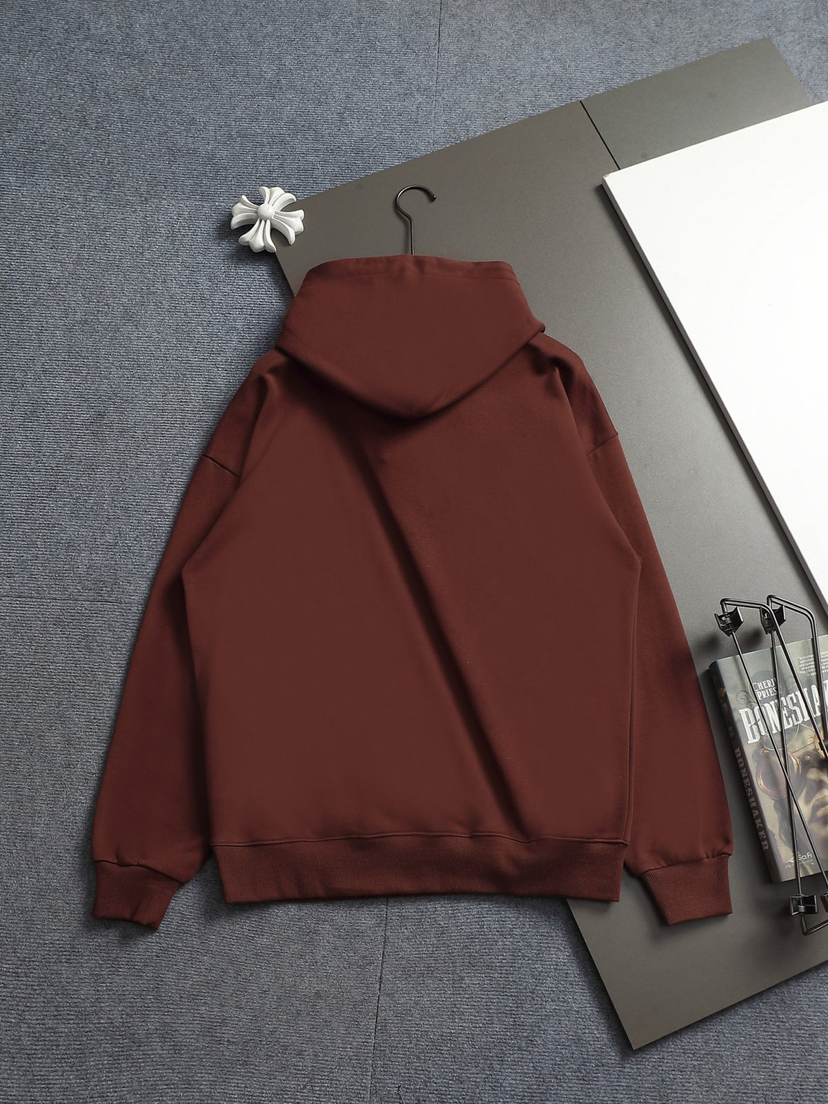 Classic Fit Hoodie-1108