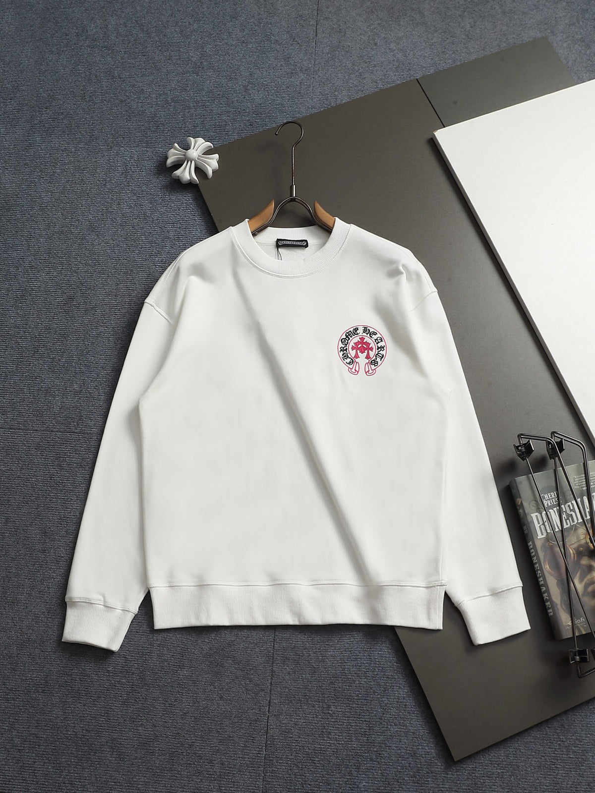 Classic Fashion Sweater-1180