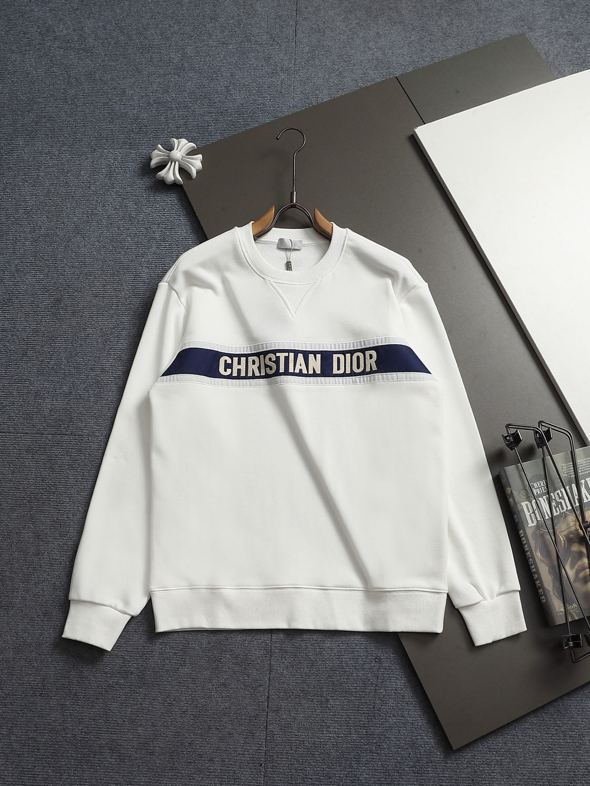 Classic Fashion Sweater-1182