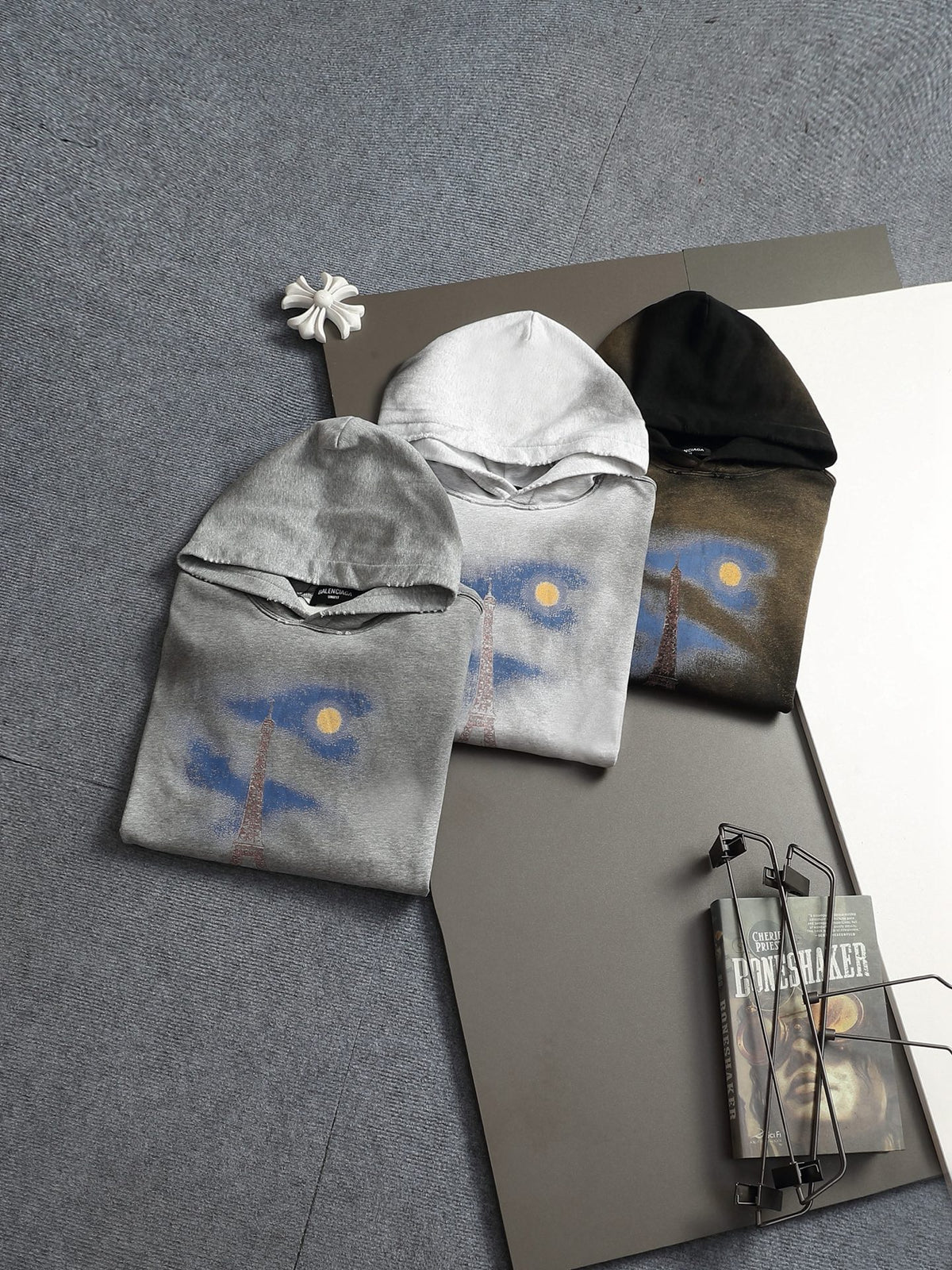 Classic Fit Hoodie-1110