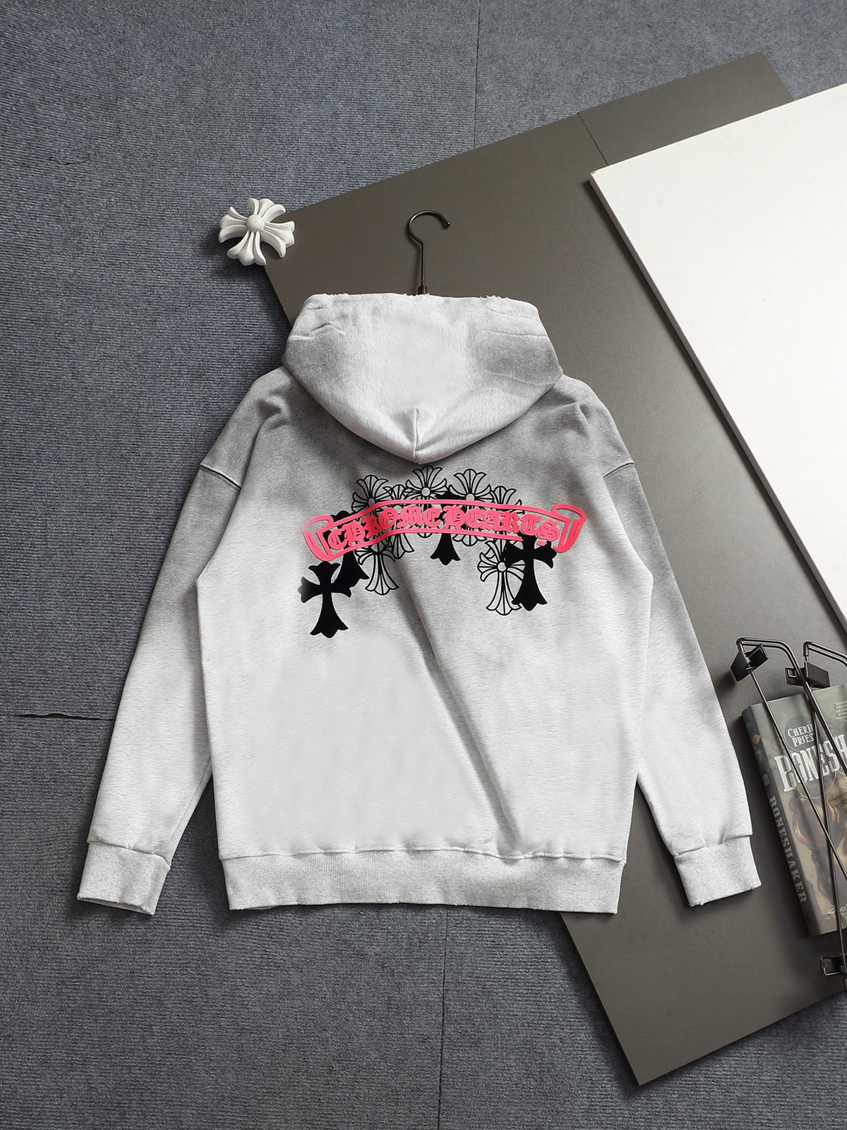 Classic Fit Hoodie-1112