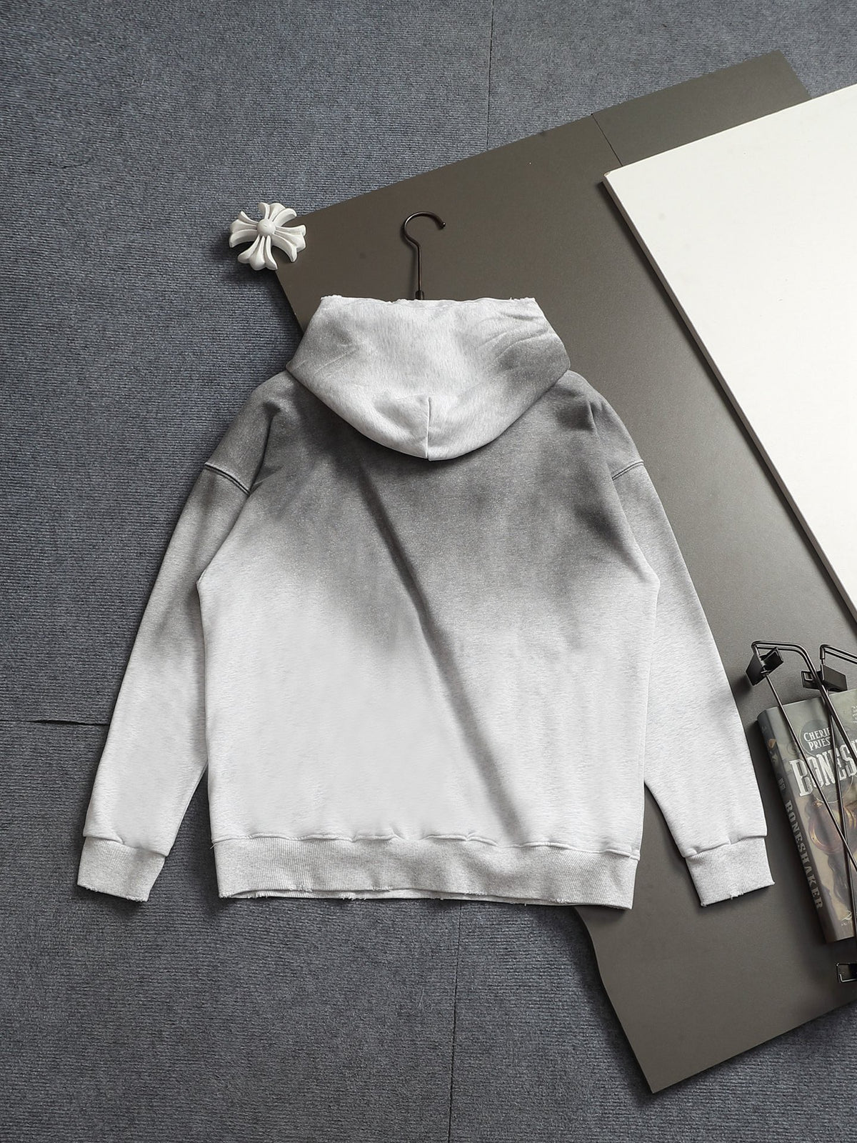Classic Fit Hoodie-1113