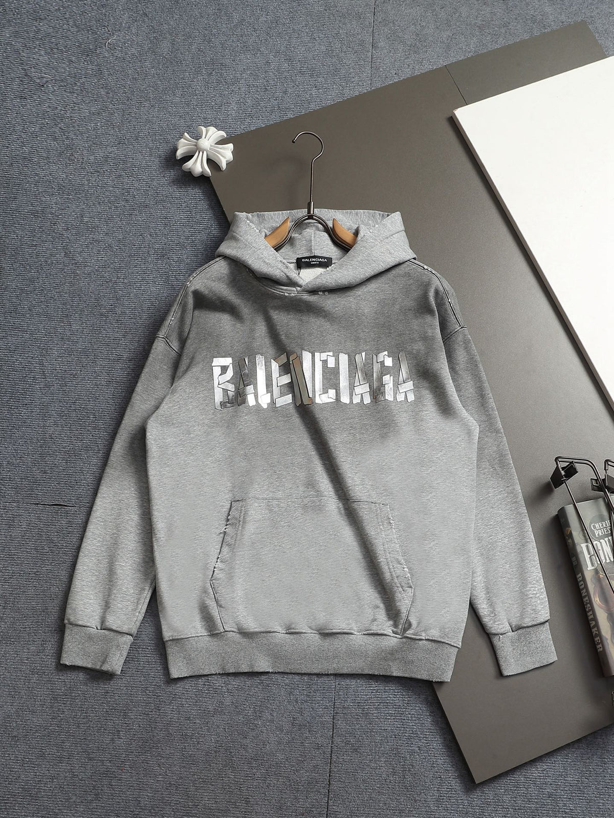 Classic Fit Hoodie-1119