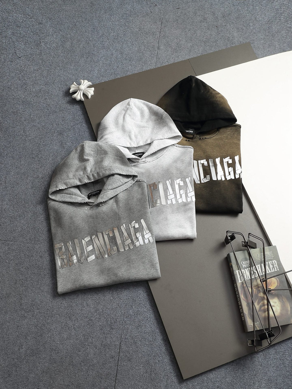 Classic Fit Hoodie-1119