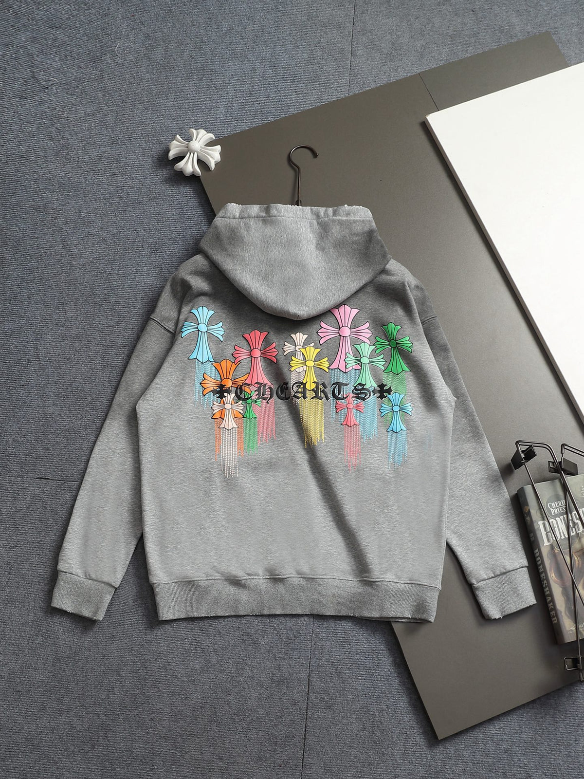 Classic Fit Hoodie-1120