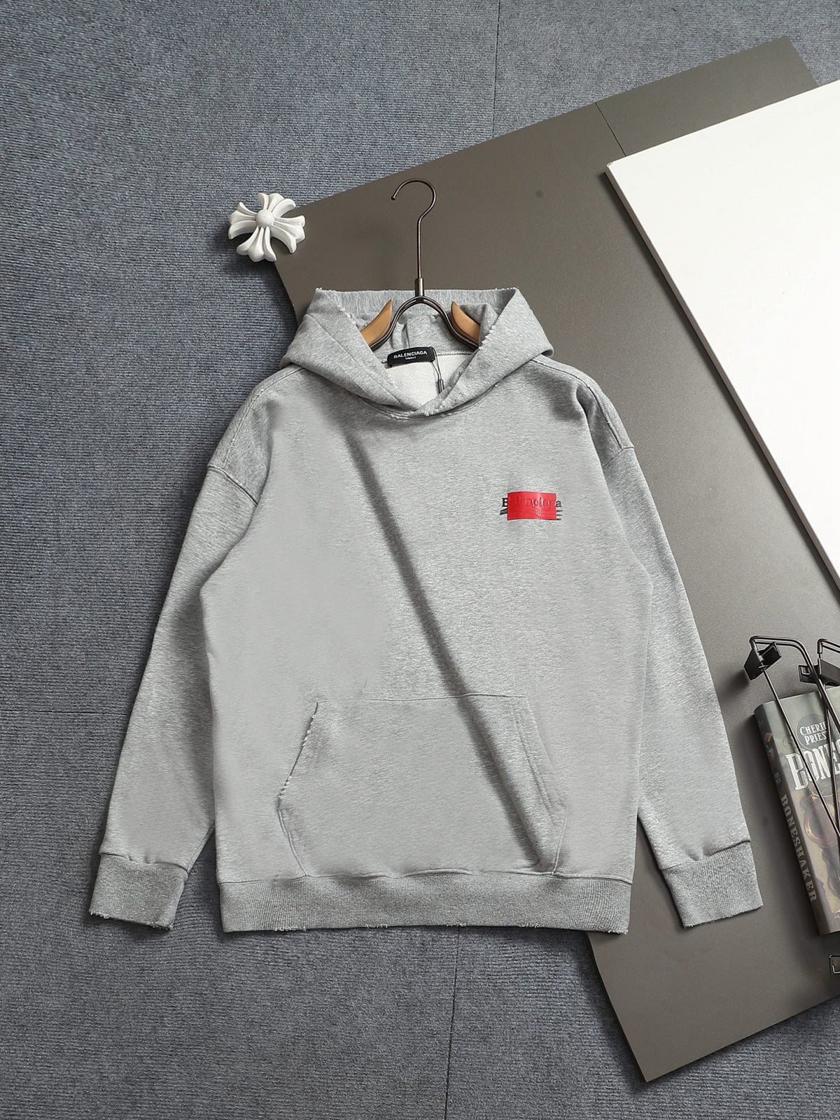 Classic Fit Hoodie-1121