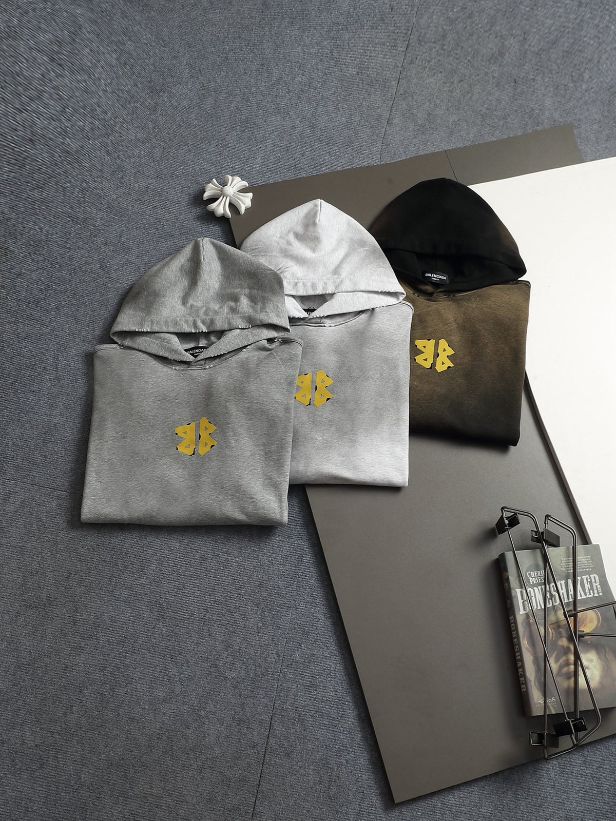 Classic Fit Hoodie-1122