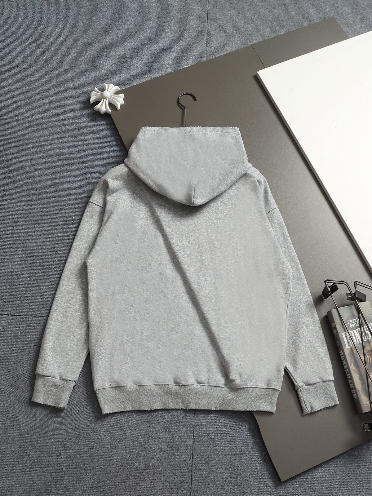 Classic Fit Hoodie-1125