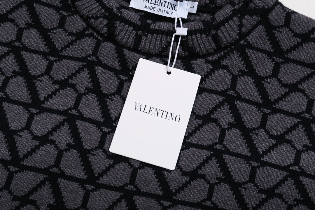 Classic Fashion Sweater-1200