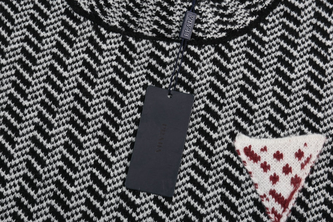 Classic Fashion Sweater-1203