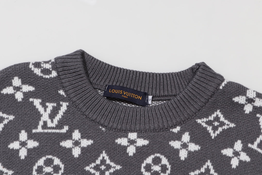 Classic Fashion Sweater-1303