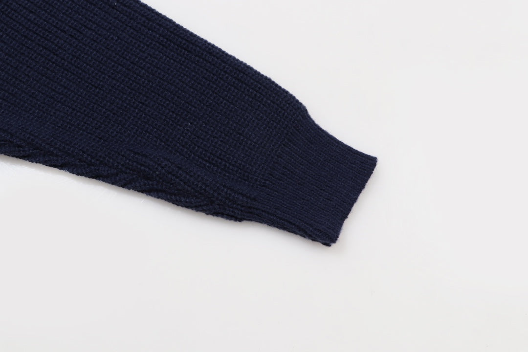 Classic Fashion Sweater-1366