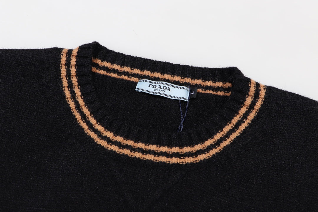 Classic Fashion Sweater-1370