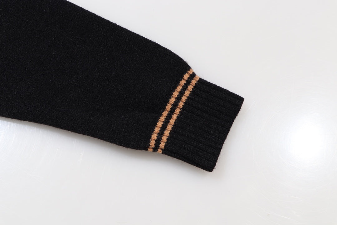 Classic Fashion Sweater-1370